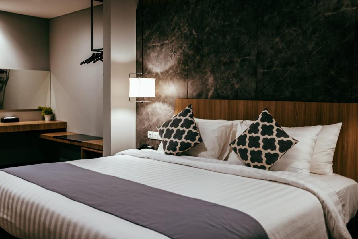 Kytos Hotel Bandung Esterno foto