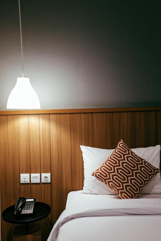 Kytos Hotel Bandung Esterno foto