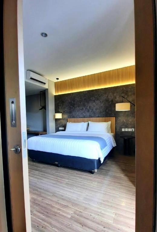 Kytos Hotel Bandung Esterno foto